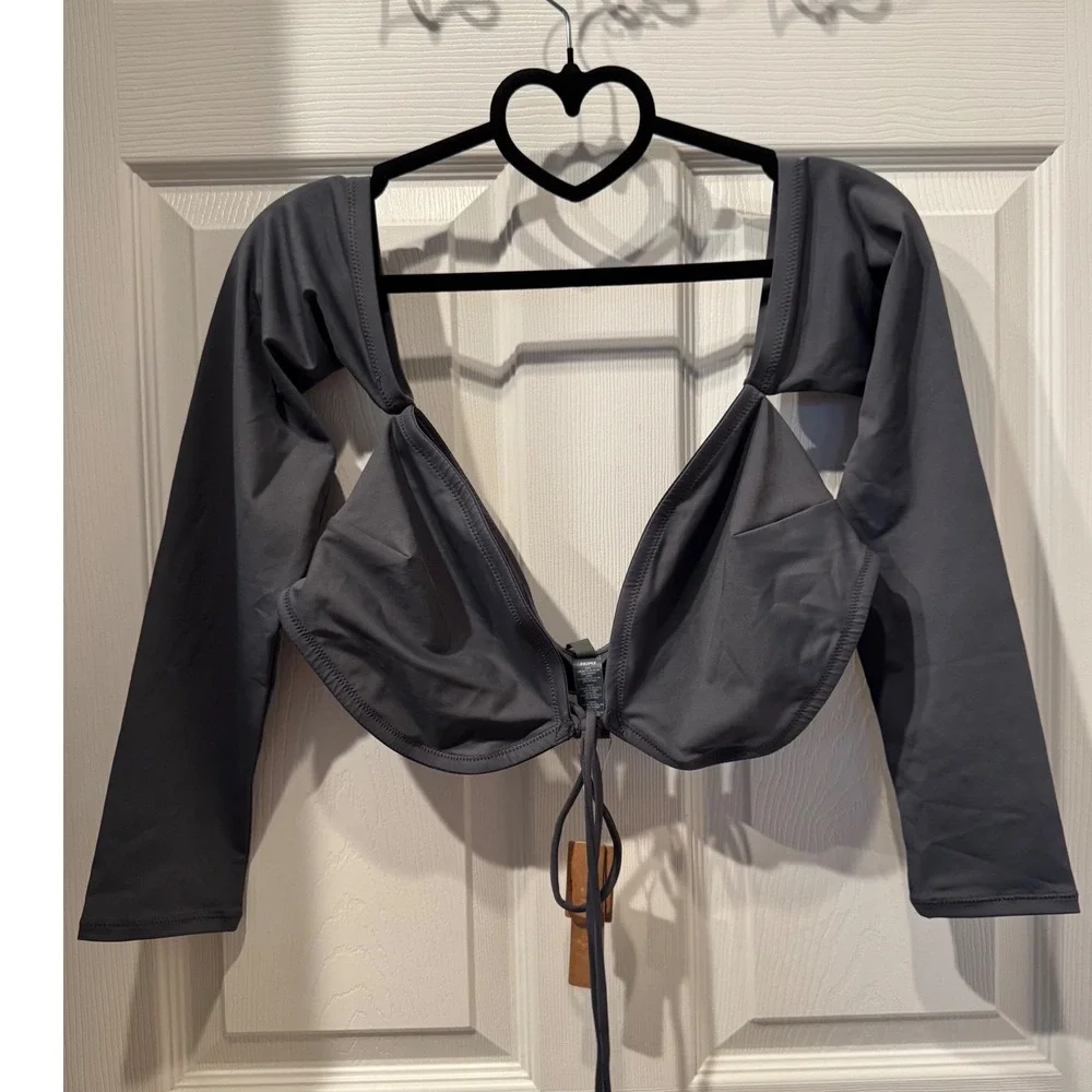 Skims Recycled Bikini Top‎ Long Sleeve Bikini Top/ Gunmetal/ Size: XL
